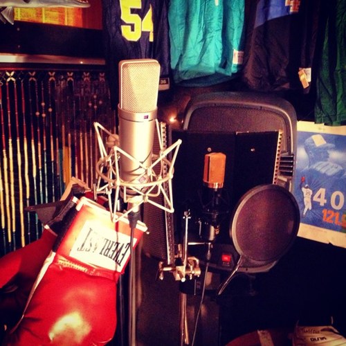 BeenJazzy@gmail.com 602-820-5339 $50hr .. 4hr Block $160 ... 8hr Block $360 (MIXING INCLUDED) Google our gear!!! U87, avalon 737, control 24 etc