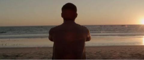 ukmixedboy's profile picture. do i wanna know?
You, me and Donnie Darko. Lets party.