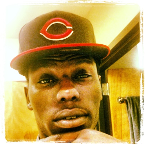 19 in college, play football ima PLAYMAKER