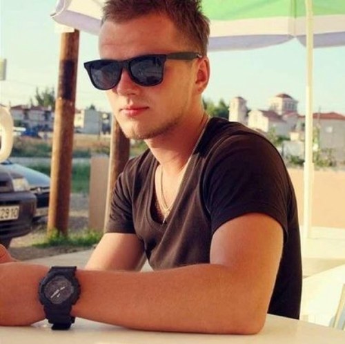 L_F_O's profile picture. 