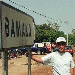 Sports journalist who has ended up in Lisbon  (via King's Lynn, Bogota, Rio, B.Aires and Bern). Peruano de corazon.