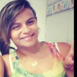 Quem ama quer esttar sempre perto , quem quer faz de ttudo pra dá certto ♫