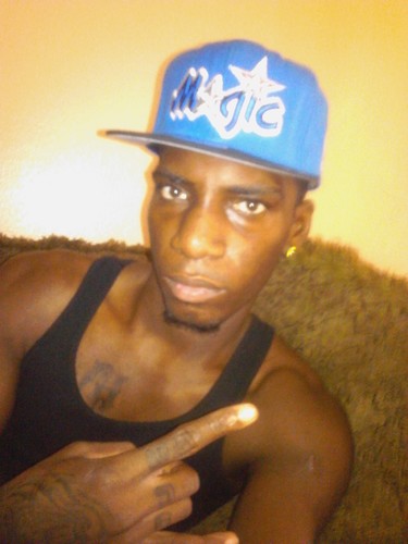 #teamfollowback
#teamsingle 
#teamgemini
#teamdarkskin
#teamtatted 
#teamlakers