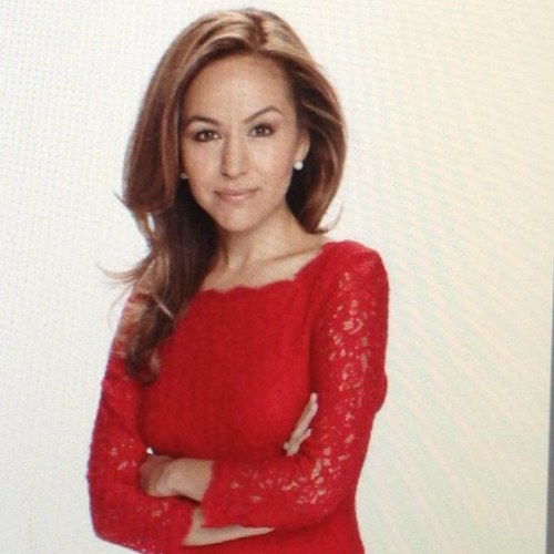 KNBC news reporter 4 #TodayinLA I'm a Mom, wife, & travel junkie. SoCal native. #CSUF Alumni. Retweets are not endorsements. Follow me on Instagram Annettenbcla