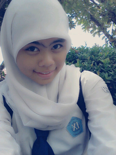 Ngapain ngestalk ? Penting ya? | Instagram : hanaalrasyd