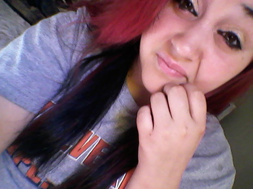 Follow me & I'll follow back I'm pretty cool Wen you get to know me && I'm TAKEN^.^