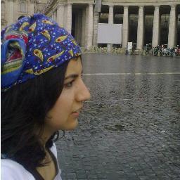 3 temel degerin fiilen uygulanmasi halinde Adil bir toplumdan soz edilebilir.
Ozgurluk! Esitlik/Adalet! Dayanisma!