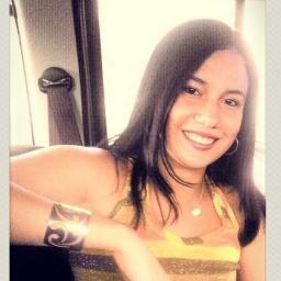 Sou como você me vê.
Posso ser leve como uma brisa ou forte como uma ventania,
Depende de quando e como você me vê passar.
Clarice Lispector