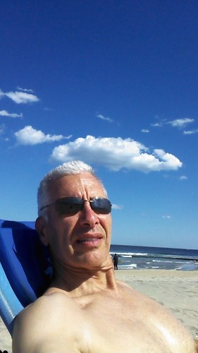 Just some old guy still trying to figure it all out ,,, TOO MANY SCAMMERS HERE .. TO BE CLEAR ... YOU WILL NEVER GET MONEY FROM ME FOR ANYTHING!