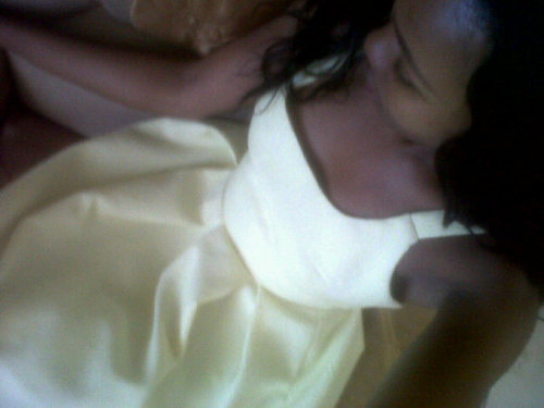 God-Fearing humble ever smilling lady wif tons n tons of ambition,Lover of fine things in life!!!♥