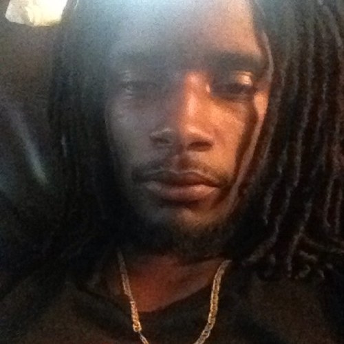 skyisdalimit_sk's profile picture. 