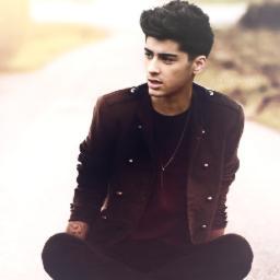 Mi novio se llama Niall, mis amigos lo llaman Harry, mi familia Zayn, mi perro Liam y mis profesores Louis. Sin embargo, el mundo lo llama One Direction♥