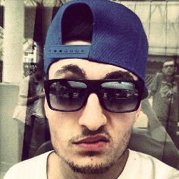 Dota 2 Player / steam : ardiangashiks

http://t.co/8hLgFXkzEf