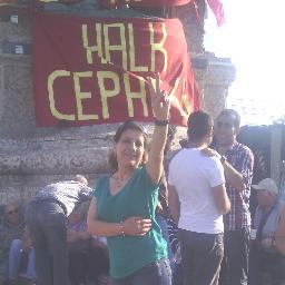 ''Birgün bensizlik çalar kapını.benli dünleri düşünür avunursun.Sanmaki yalanlar içinde bir ben gibi doğru bulursun.!'' 
Nazım Hikmet Ran ..