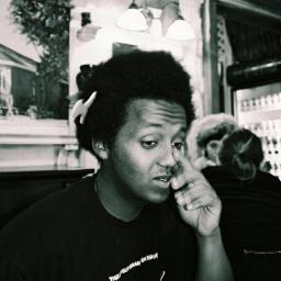 younggreencard's profile picture. 