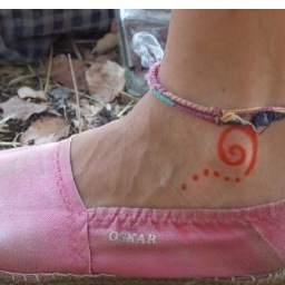 ecebostanci's profile picture. 