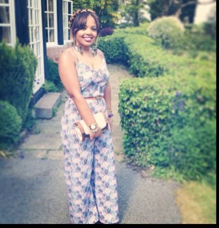 Marketing manager. Begginer blogger on on all things #home Newly made wife. Fashion lover. Dog obsessed. Chocolate lover.