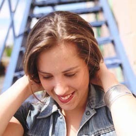 PatternedLove's profile picture. Daily Outfit Blogger with a passion for refashion! Taking the old and making it new!