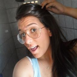 É um ditado muito certo: Quem ama nunca esquece!
