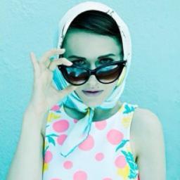 Girl, you should control love, don't let love control you. my friend is @1LoganHenberson!  #Parody Erin fake! XD