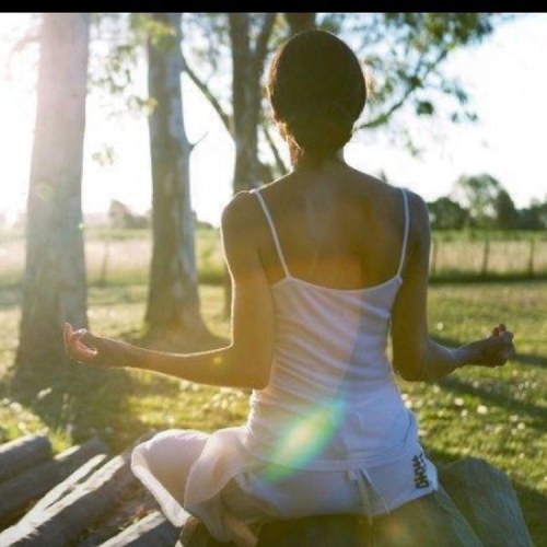 lolytaride's profile picture. full of life!! and enjoying every minute of it ;)