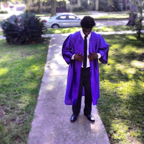 BennieHundunn's profile picture. Follow on IG: them_tho #smokers #club #trippy #nigga