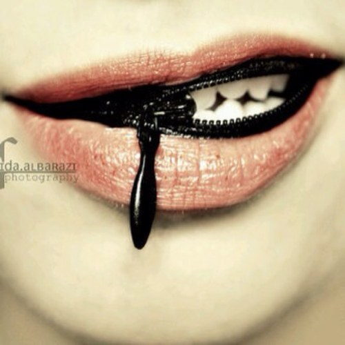 so1414so1414so's profile picture. هناكَ بحہ ، آنيقہٌ جداَ تصيبُ منَ يتقن فنٌ آلصمتَ ، اجتمعتَ فَ فيُ حنجرهَ بسببَ الاحاديثْ المكتومہ *”