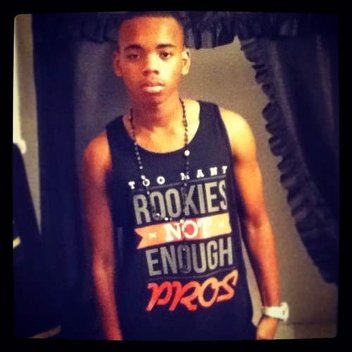Dont follow if u fak af. Be real with me I.g-understand_mypride Ask-http://t.co/l8OZOo9x8D