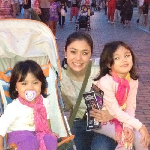 DinaTantoco's profile picture. 