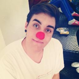 Escucha,soy de Lima Heights Adyacente y tengo orgullo. ¿Sabes lo que pasa en Lima Heights adyacentes? Cosas malas.Kik:anau_e