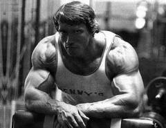 Aficionado al bodybuilder, trabajador y padre