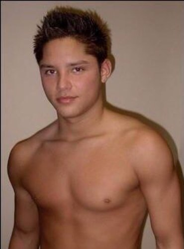 PeterSemple1's profile picture. Hey. I am just new on here and dont really know what am doing. Bare with me lol