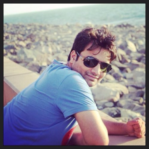 bhaktichouksey's profile picture. 😀