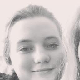 alenka1115's profile picture. 