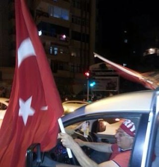 ( Rakı, Müzik, Ruh(Kemalist, Milliyetçi, Vatansever, Hümanist, Komünist, Devrimci ve İnsan...). İlaveten Marjinal Ayyaş ve Çapulcu