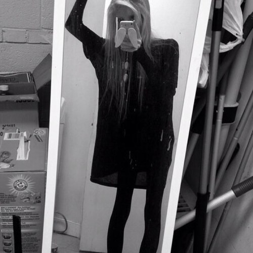 Think Thin Be Thin♥ BMI 21.7 :| Fat!!!! Follow=FollowBack!