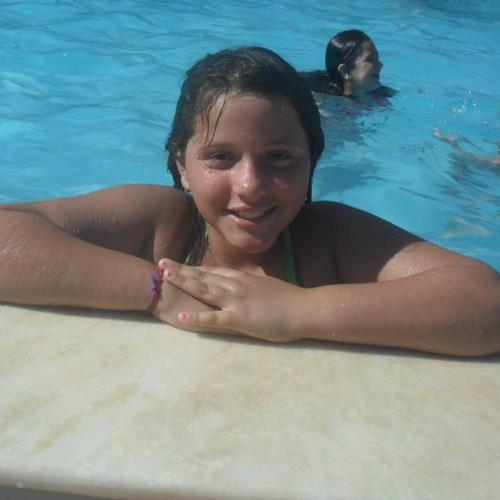 grande de para quem ver e pequena para que ama^^