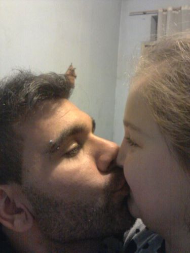 No confíes en nadie. Recuerda que el diablo fue una vez un ángel.