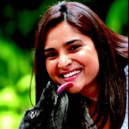 i am big fan of ramya love sooooo muchhhh :o)