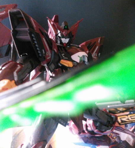 theSublimity's profile picture. 強者が弱者をつくるのだ！！