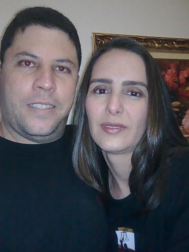 Amo a vida pois ela é um presente de DEUS para todos nós!!!!!! Amo a DEUS pois sem ELE nada somos, não existiriamos....