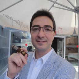 Assessor fiscal i comptable.Interessat en empresa, economia, innovació i cigars Premium.
