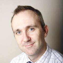 Professional marketer, IDM; focus on social, content and project management; live near London; Dad of 1.