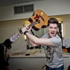 I'm a teenager who loves music and celebrities. I also love photography and watchin films :)
