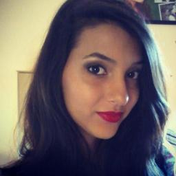 MaiaraMarques16's profile picture. 