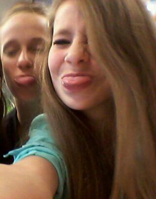 12yearsold/ sporten#paardrijden && voetbal#MD1  TB 9/8/10 getrouwd met @gewoonshai 2/7/12 getrouwd met @RomyHorannx