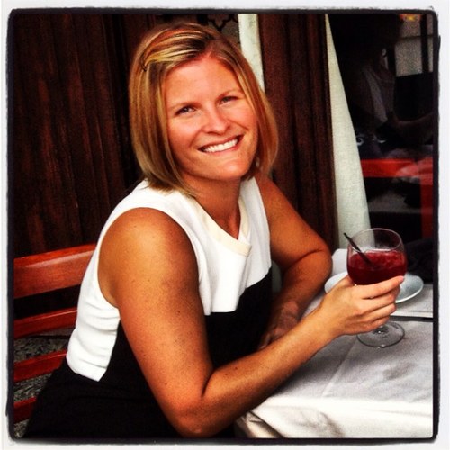 monizzlemom's profile picture. Adventurer, Mother, Wife and supporter of all things finance! Helping people become become better savers and more financially stable one family at a time