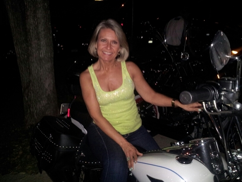 CarolDAvila6's profile picture. 