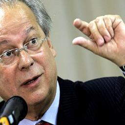 Todo mundo tem direito a um Fã Clube. Zé Dirceu, nós te amamos s2.