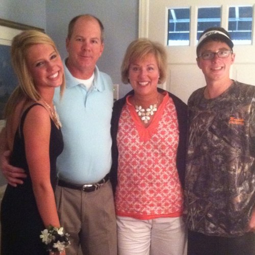 thegardnerswife's profile picture. 